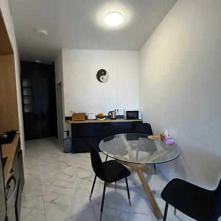 Aquamarine Bright * Odessa