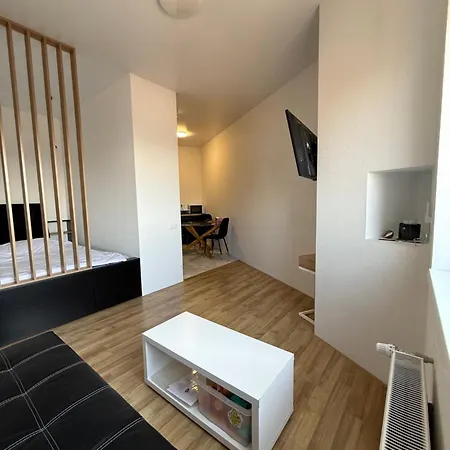 Aquamarine Bright Apartment Odesa