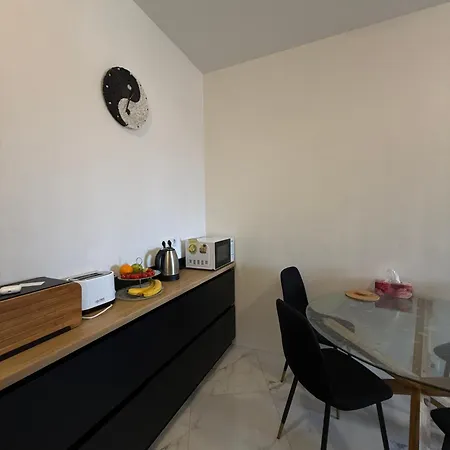 Apartment Aquamarine Bright *